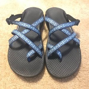 Blue Woman’s size 11 Chacos